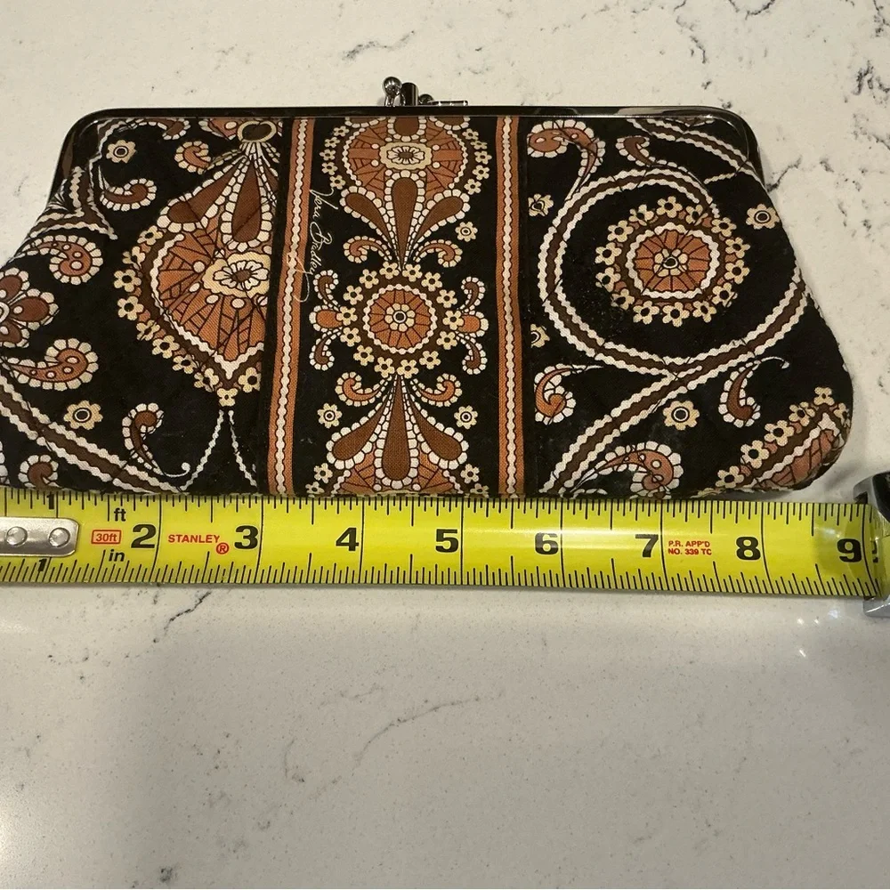 Vera Bradley coffee latte black and brown quilted wristlet double kiss lock
